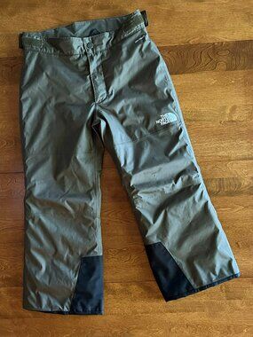 The North Face olive green snowpants S 7/8